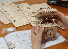 Load image into Gallery viewer, DIY Treasure Box Wooden Assembly Toy
